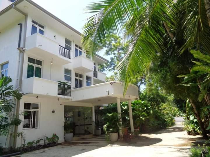 Nooit Gedacht Holiday Resort 乌纳瓦图纳 外观 照片