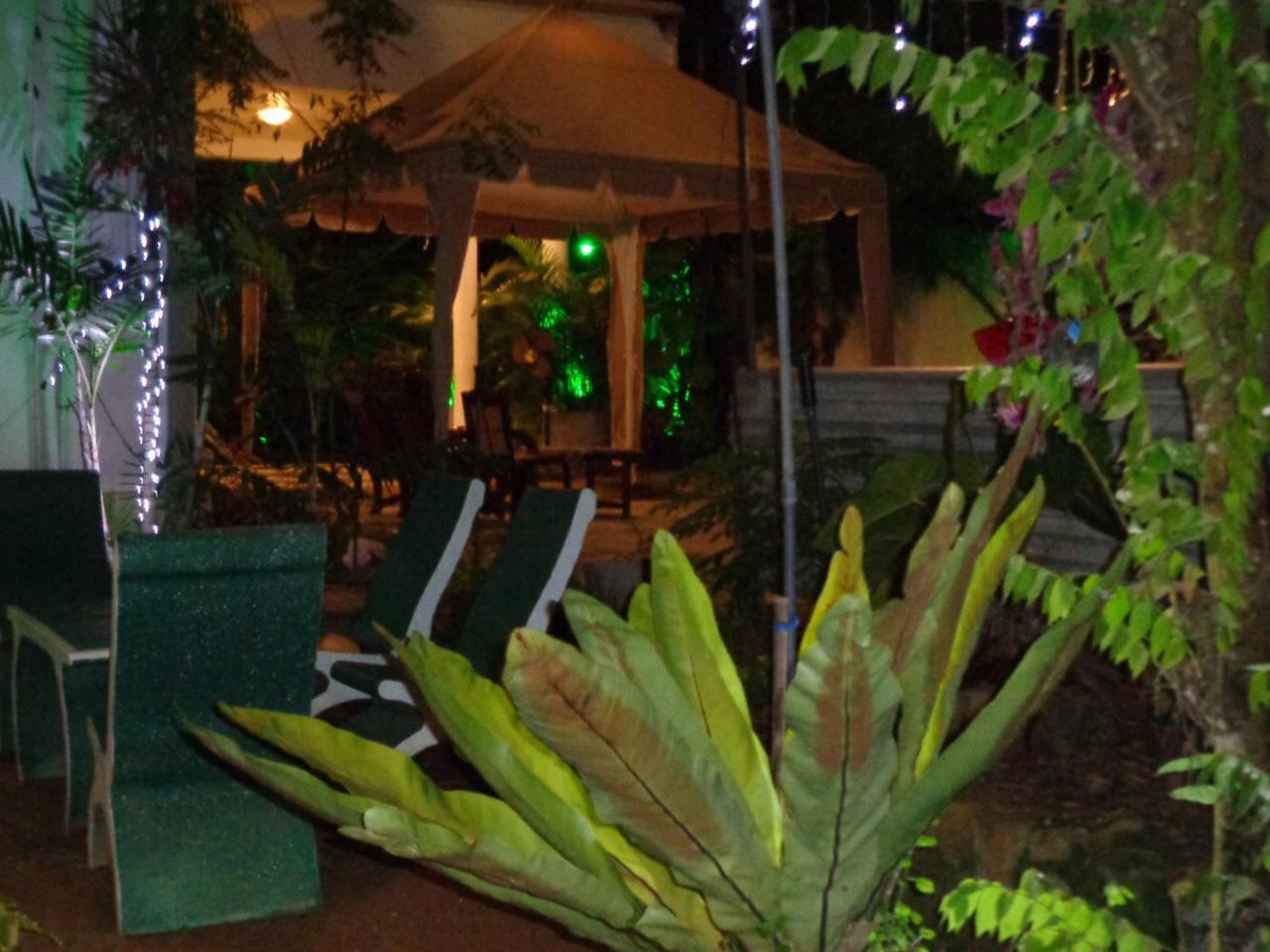 Nooit Gedacht Holiday Resort 乌纳瓦图纳 外观 照片